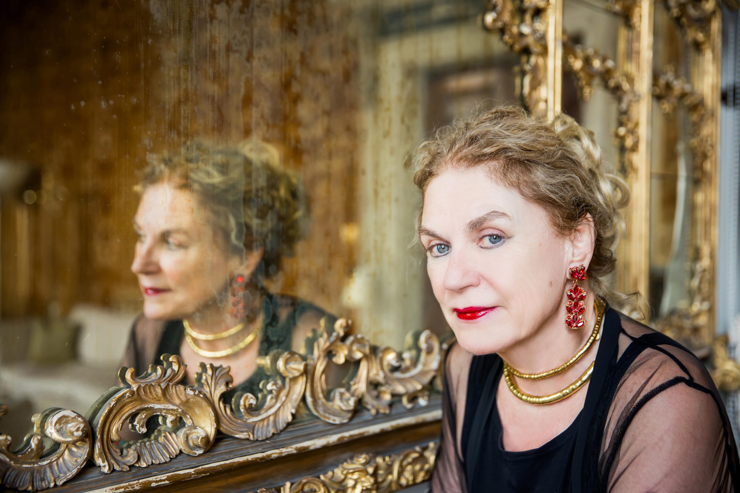 Portraitfoto von Elke Heinemann